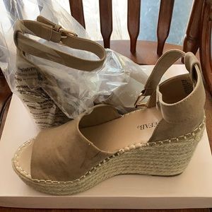 Women’s Just Fab Size 7 Espadrilles Sandals